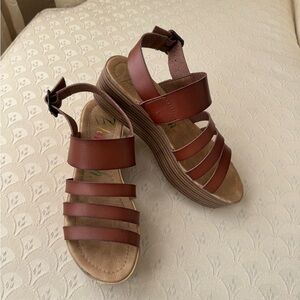 Blowfish sandals, 8